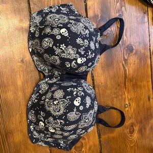 Torrid bra size 40F